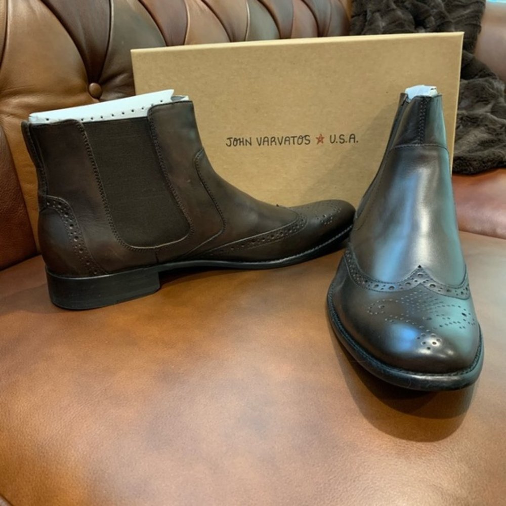 John Varvatos Chelsea Wingtip Boots size 9.5 NWT NIB